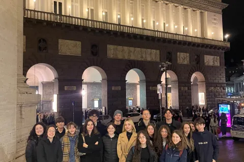I ragazzi e ragazze del Progetto Mentore in trasferta al San Carlo di Napoli a chiusura di un anno di grande musica e nuove esperienze