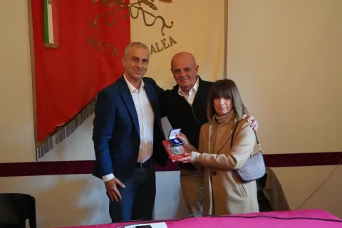 onorificenza famigliari elio ghelfi