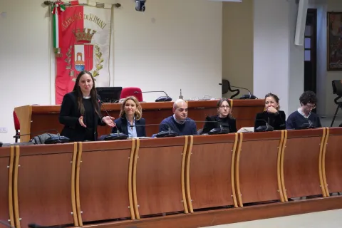 giornata di studio è iniziata con l’incontro nella Sala del Consiglio Comunale