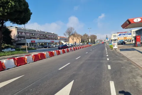 via della repubblica monte-mare