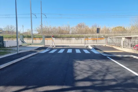 viale Porto Bardia a Torre Pedrera