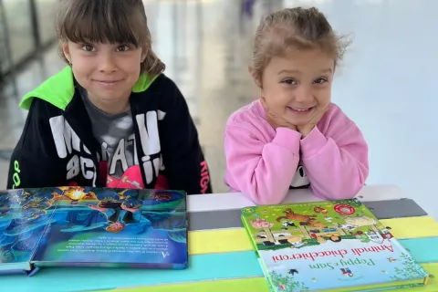 Martina Amati e la sorella  Matilde.  