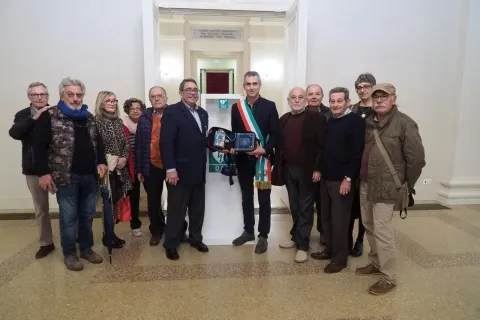 defibrillatore_teatro_galli.jpg