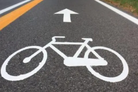 pista_ciclabile_.jpg
