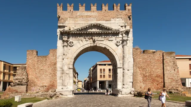 Arco d'Augusto