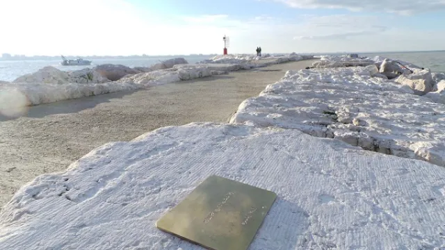 Biblioteca di pietra 