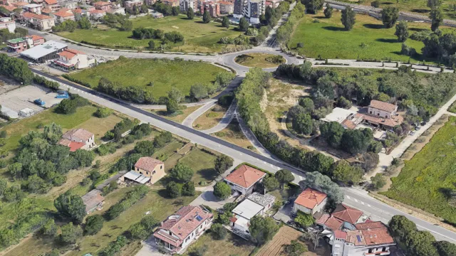 incrocio tra la SS16 e Via Cavalieri di Vittorio Veneto