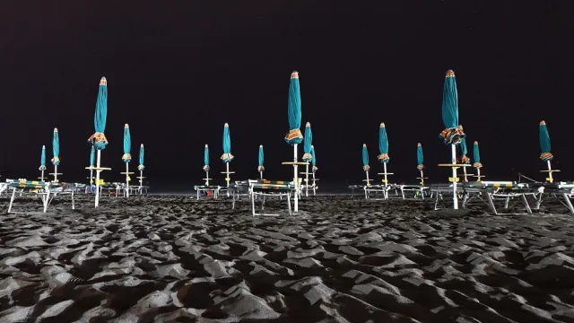spiaggia di notte