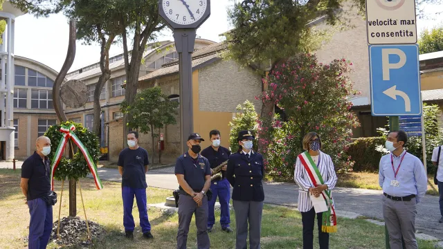 commemorazione strage di bologna officine rimini