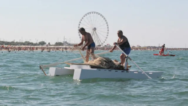 Pesca alla tratta nel mare di Rimini