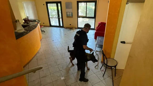 Controllo dei vigili presso l'Hotel Dream