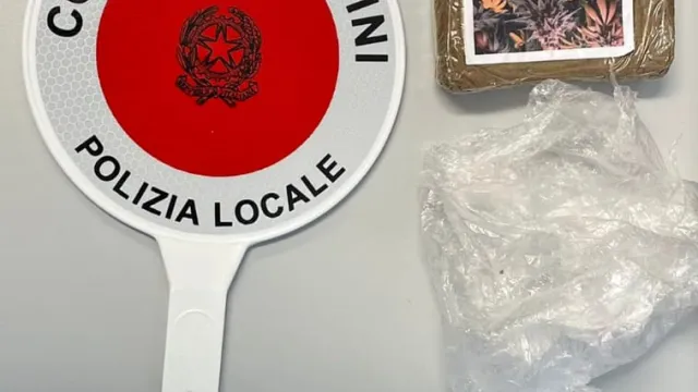 Sequestro hashish e marijuana