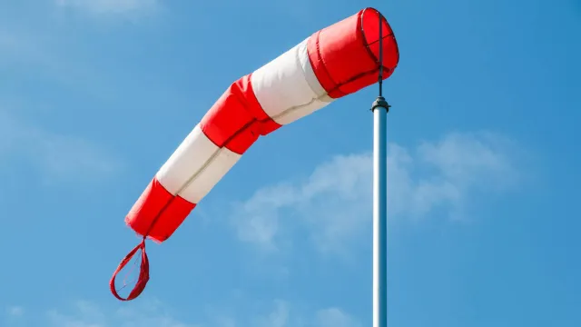 manica a vento moderata