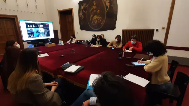 tavolo negoziazione ritorno all'astoria