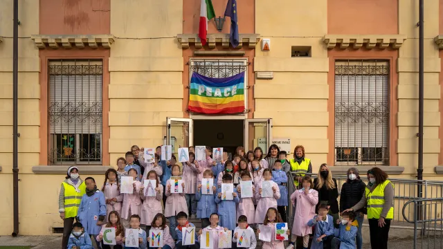 Studenti della Scuola De Amicis