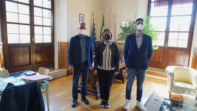 Sindaco Jamil Sadegholvadd e l’Assessore Kristian Gianfreda e Maria Martone,