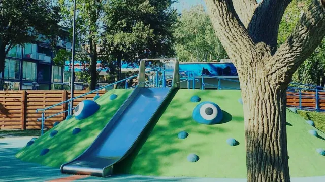 parco giochi Piazzale Fellini