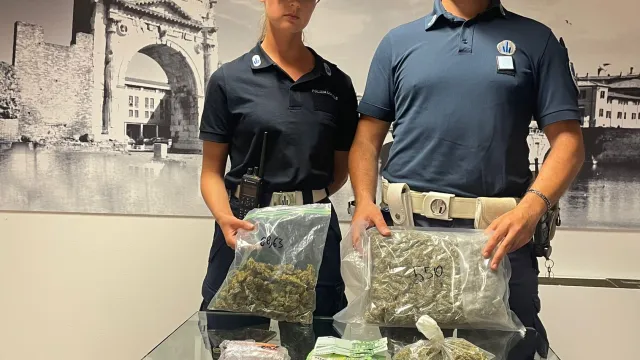 sequestro di sostanze stupefacenti