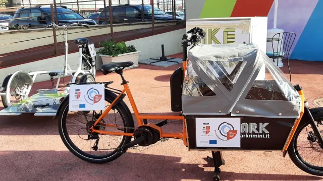 cargo bike