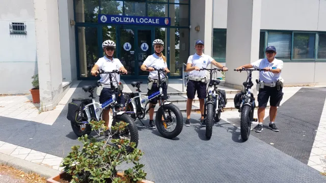 nuove e-bike polizia locale
