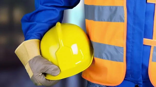 caschetto lavori edili