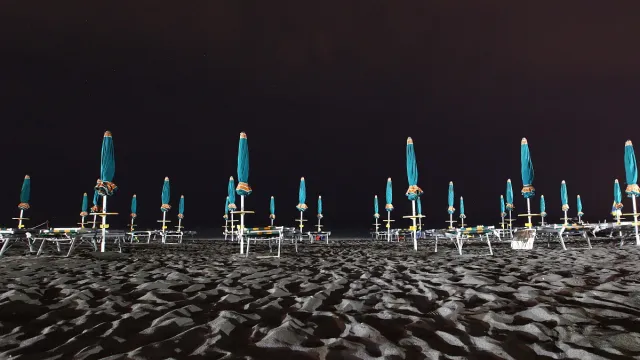 spiaggia di notte