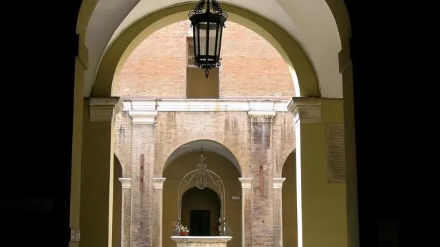 Ingresso Biblioteca Gambalunga