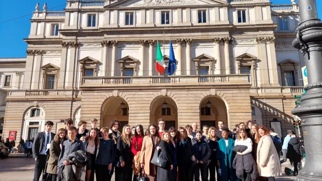 I ragazzi del progetto Mentore spettatori alla Scala di Milano