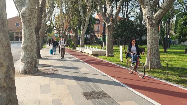 ciclabile piazza C. Battisti