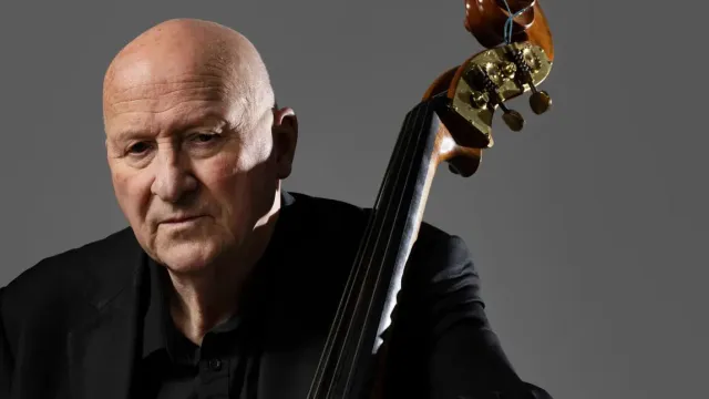 gavin bryars