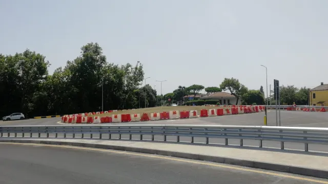 nuova rotatoria  tra la SS16 e via Cavalieri di Vittorio Veneto a Miramare