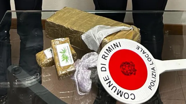 sequestro sostanze stupefacenti