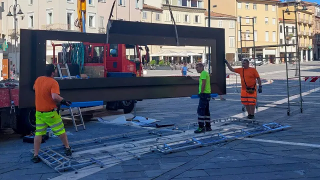 monumento ai tre martiri