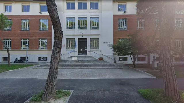 scuola decio raggi