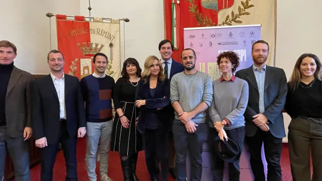 conferenza stampa anticorpi 2024