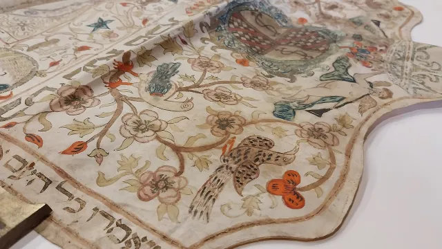 Pergamena dipinta in restauro