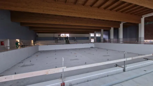 Lavori in corso alla nuova piscina comunale