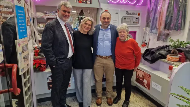 La “Lavanderia Baby” di San Giuliano Botteghe Storiche