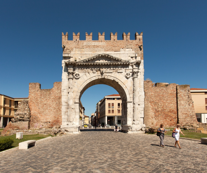 Arco d'Augusto