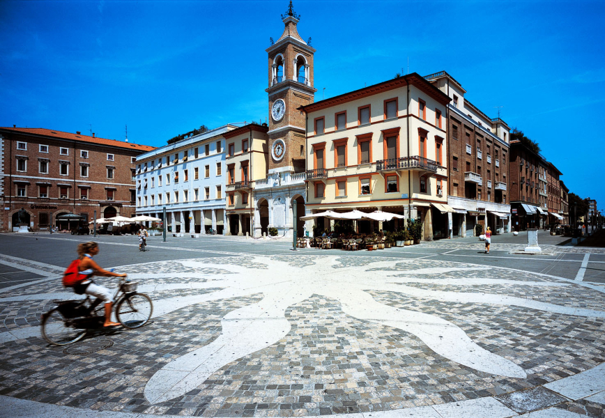 passeggiate culturali  - piazza tre martiri
